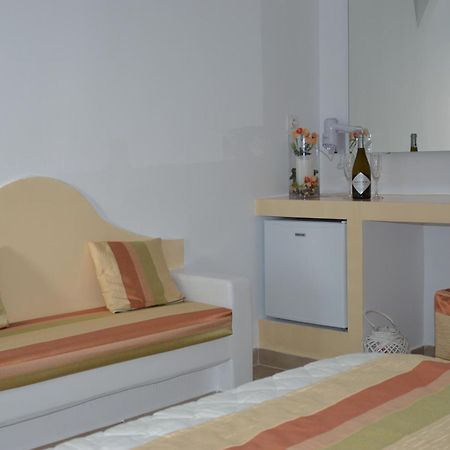 Pantheon Hotel Agios Georgios  ภายนอก รูปภาพ