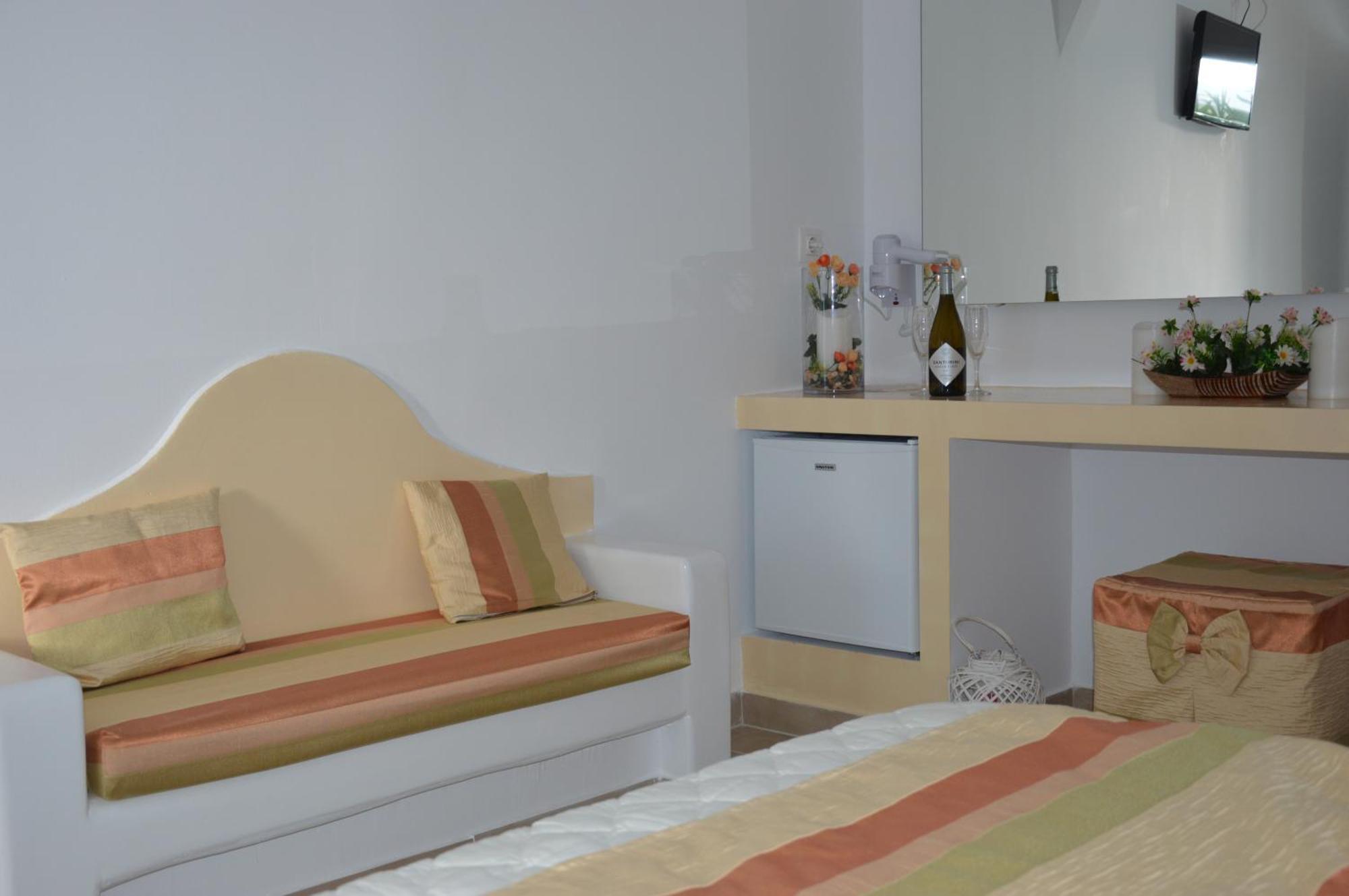 Pantheon Hotel Agios Georgios  ภายนอก รูปภาพ
